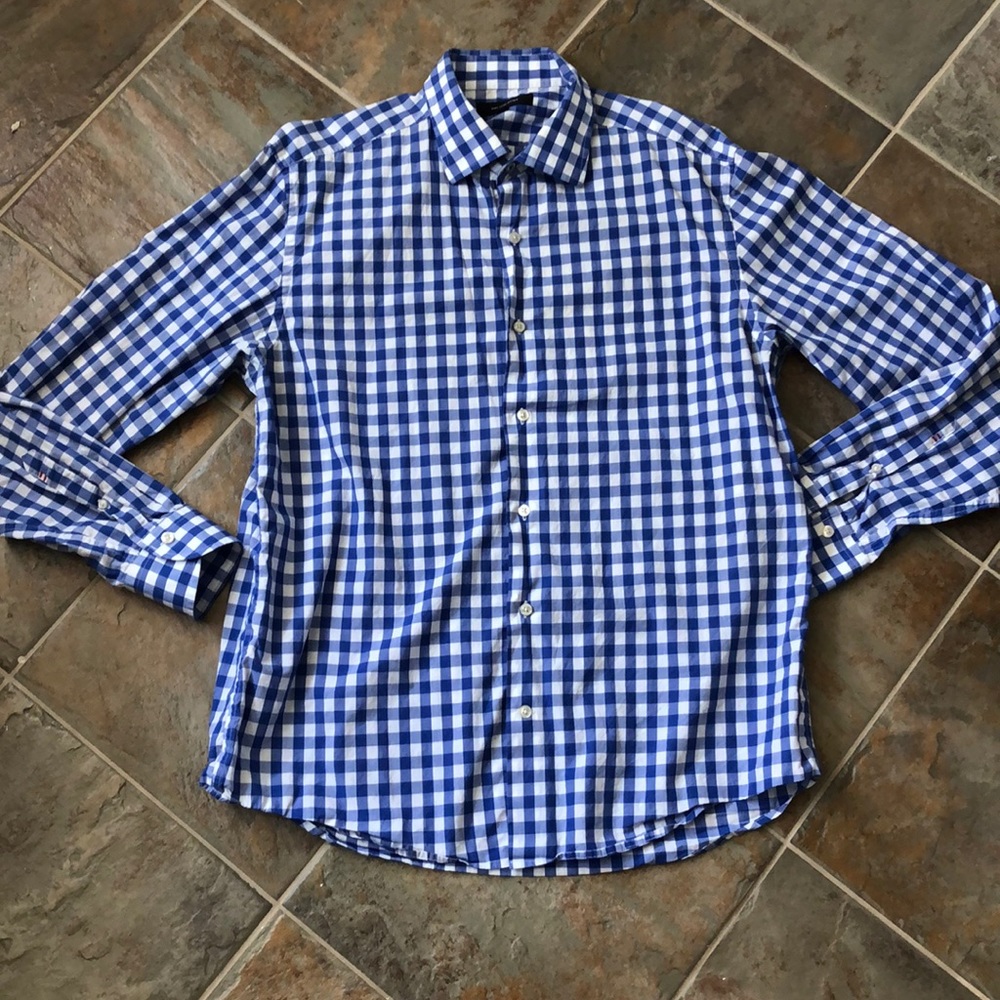 Saks Fifth Ave sz XL men’s dress shirt. Blue/white
